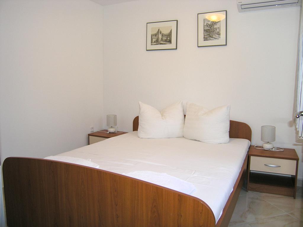Apartment Martina Krk Town Εξωτερικό φωτογραφία
