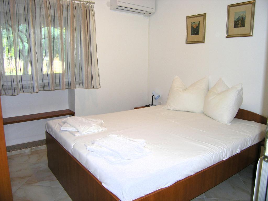 Apartment Martina Krk Town Εξωτερικό φωτογραφία