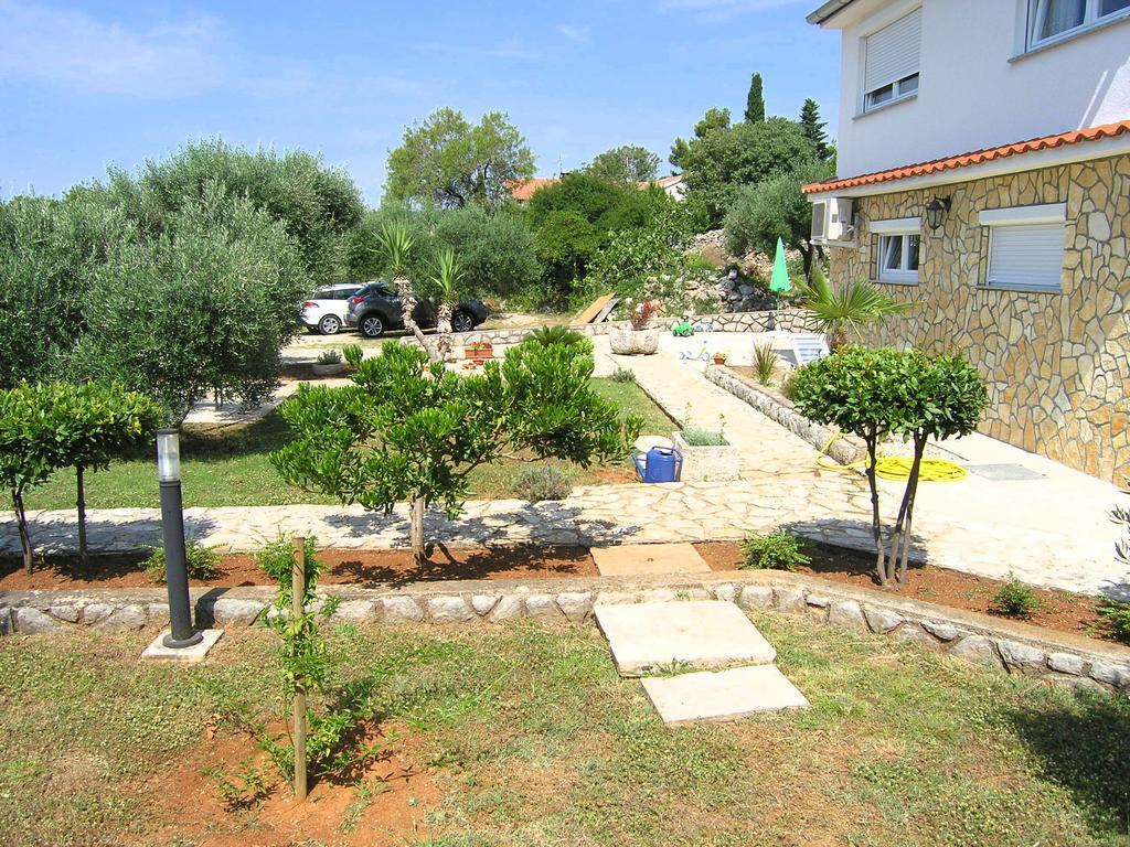 Apartment Martina Krk Town Εξωτερικό φωτογραφία