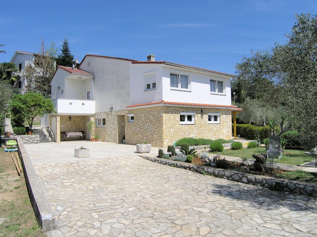 Apartment Martina Krk Town Εξωτερικό φωτογραφία